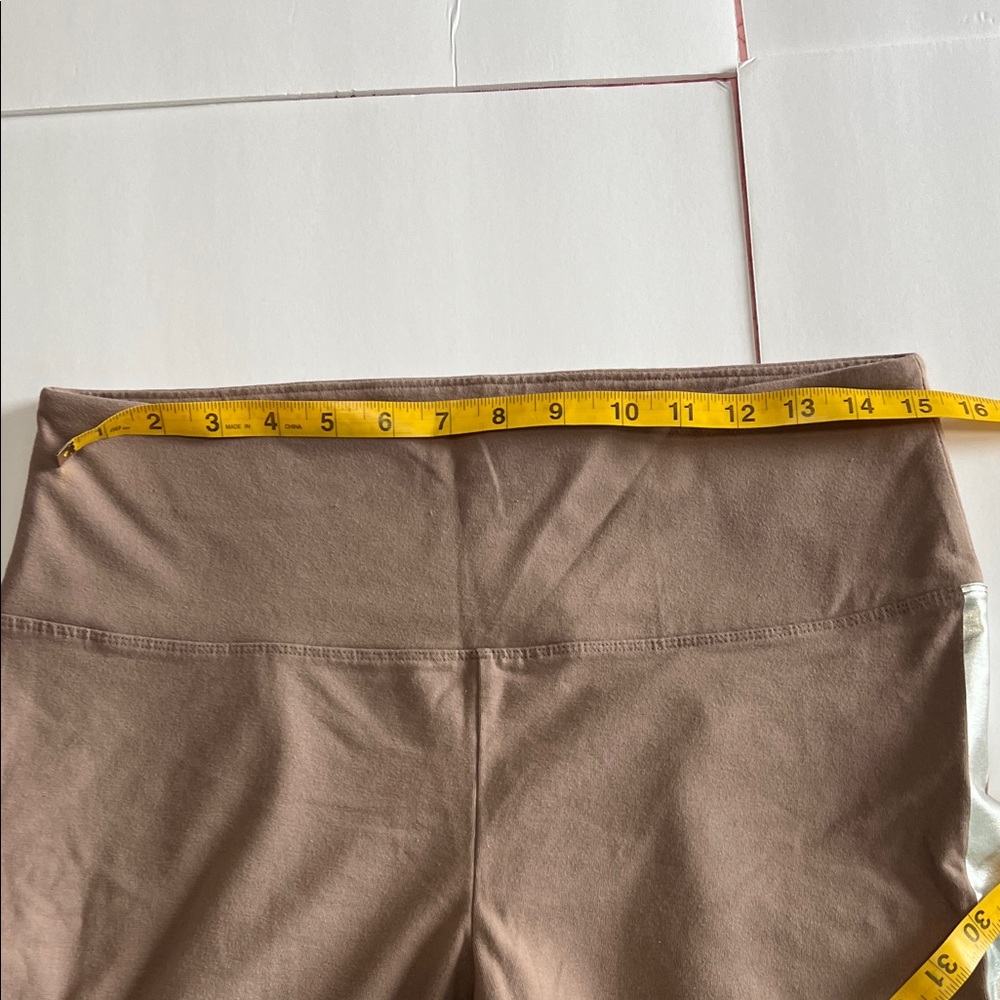PINK Victoria's Secret women’s Brown Leggings with Silver Accent - Picture 3 of 8